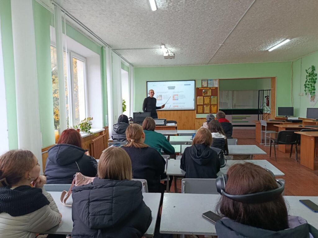 558979886_1560220812093321_8514300821637107125_n