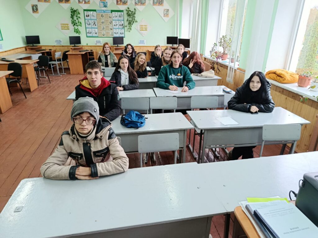 559961104_1560220872093315_5922402546336066990_n