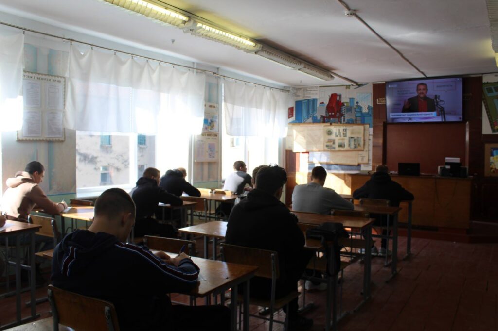 571155277_1571884880926914_2471839551646093857_n