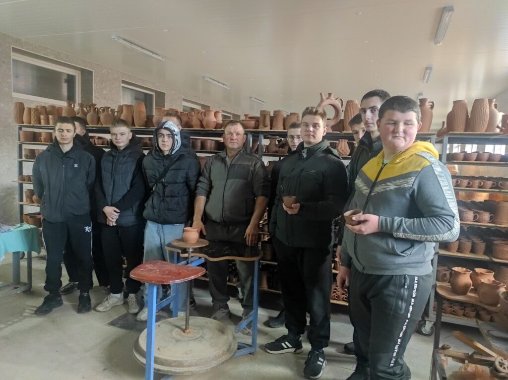 582063567_1586292186152850_129358030816378873_n