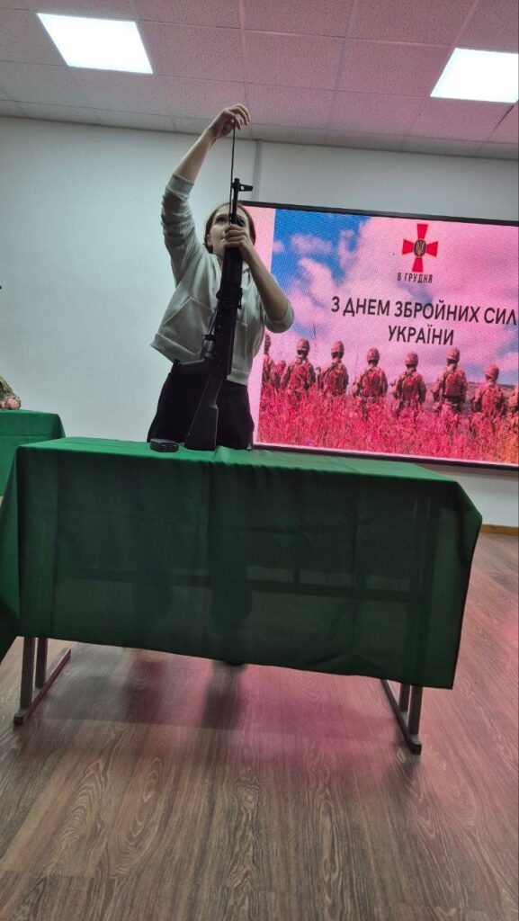 592696744_1602235201225215_8220735870954999075_n