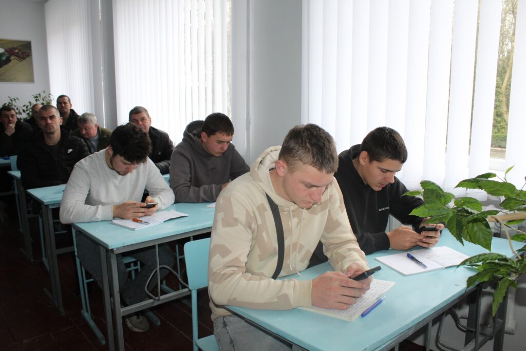 597943080_1607913210657414_8288242793049543621_n