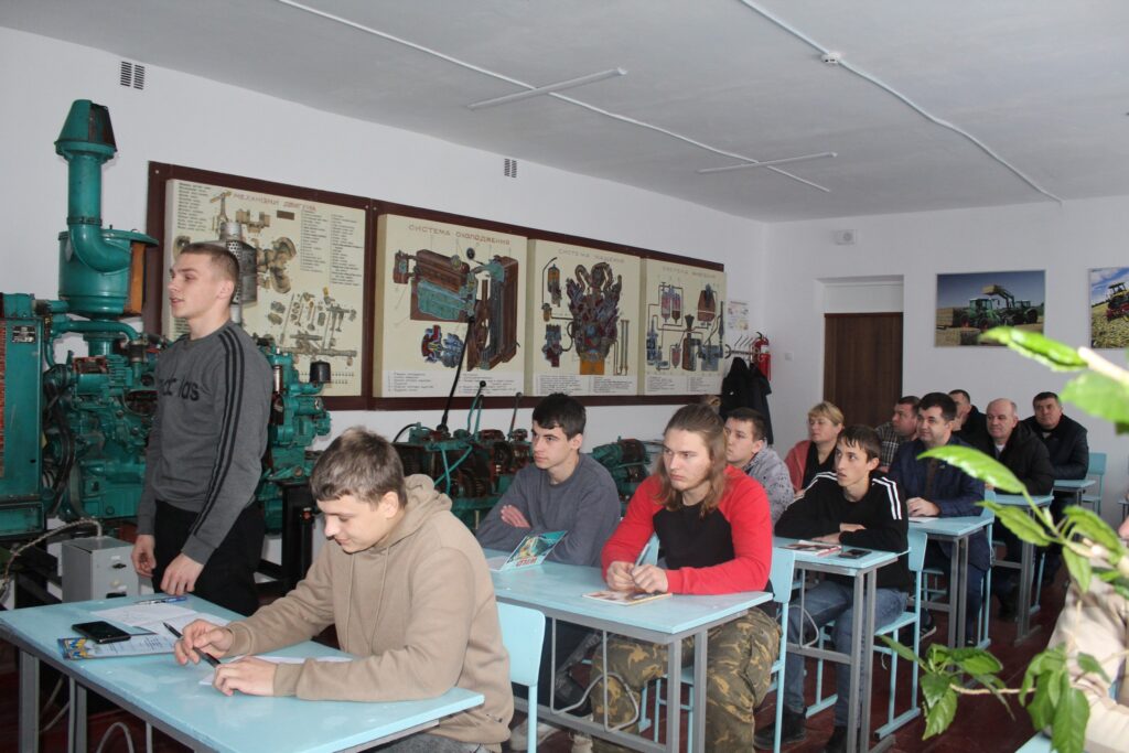 598182924_1607913660657369_8303845598289195118_n